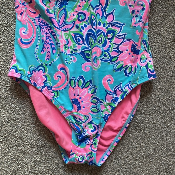 Lilly Pulitzer Imogen one piece - Picture 3 of 6
